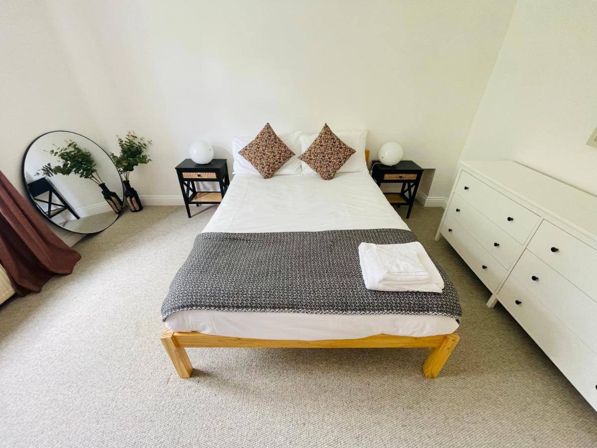 Nomihomes-Otis House-Free Parking X 2-Central -10Ppl เอ็กซิเตอร์ ภายนอก รูปภาพ
